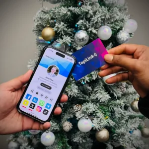 Tapilink NFC Black Premium PVC Digital Business Card showcasing contactless sharing technology