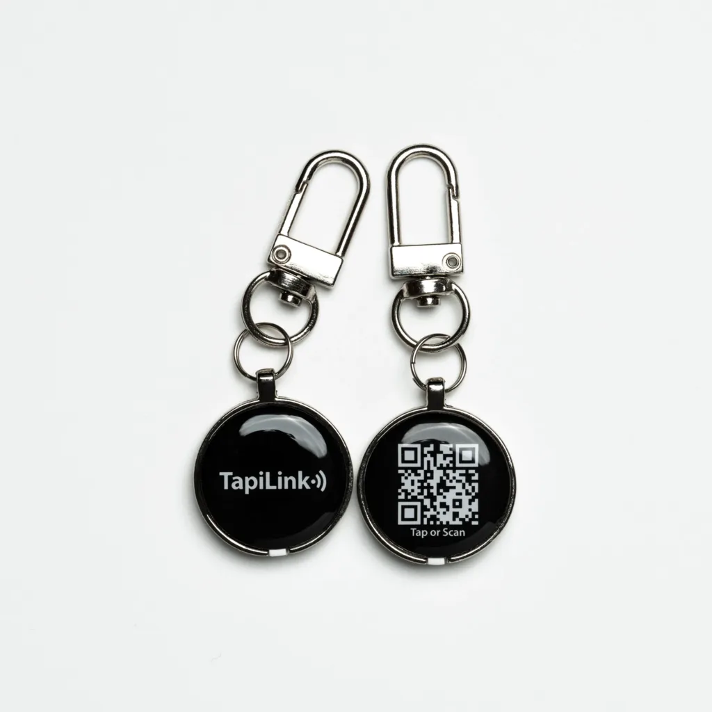 Tapilink Metal NFC Keychain displaying user feedback and ratings