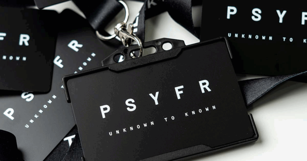 7 PVC Digital Business Cards